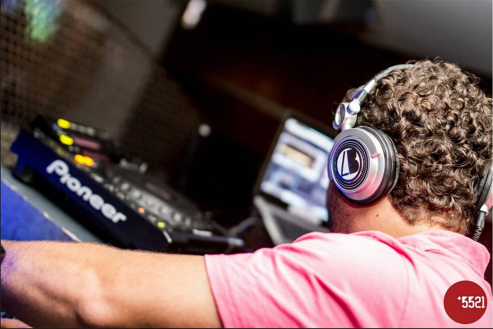 DJ Léo Braga