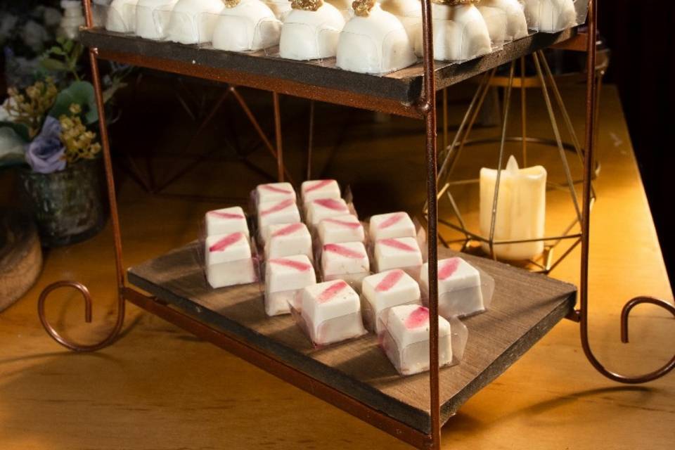 Camafeu e caramelo salgado