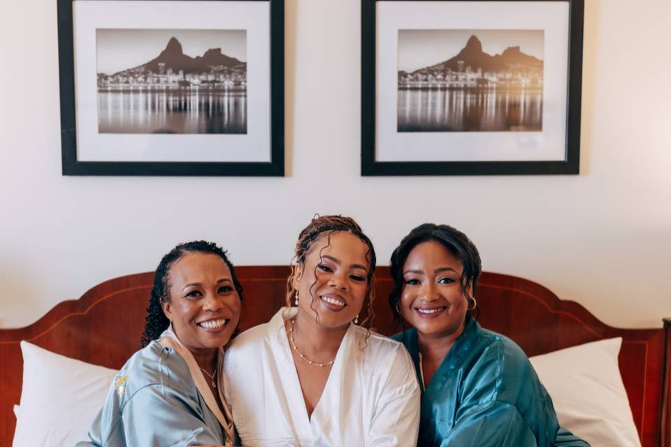 Noiva, mãe e irmã