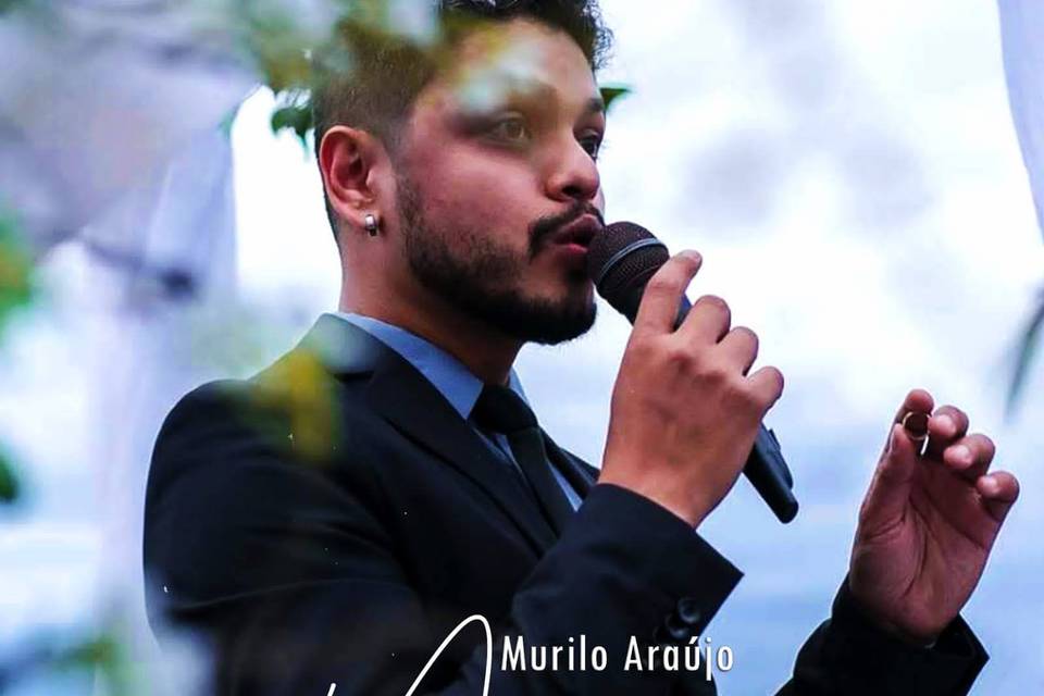 Celebrante Murilo Araújo