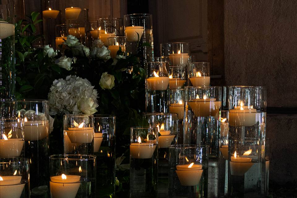 Velas flutuantes e vidros