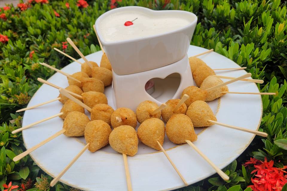 Fondue de coxinha com catupiry