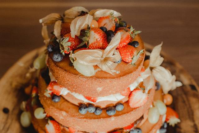 Naked Cake