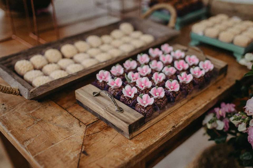 Brigadeiros Florais