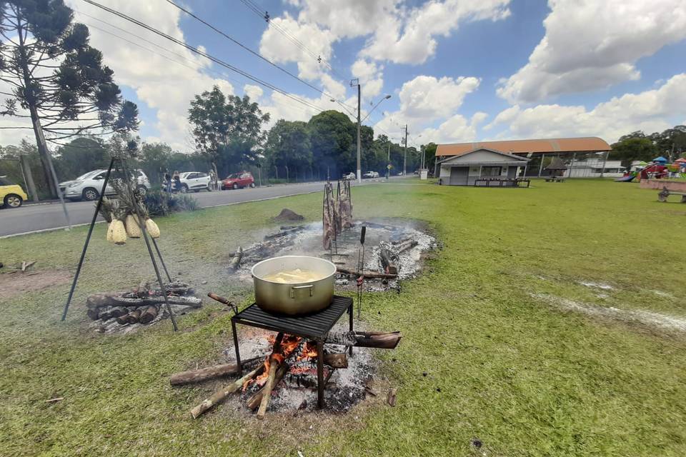 Acompanhamentos Costelão