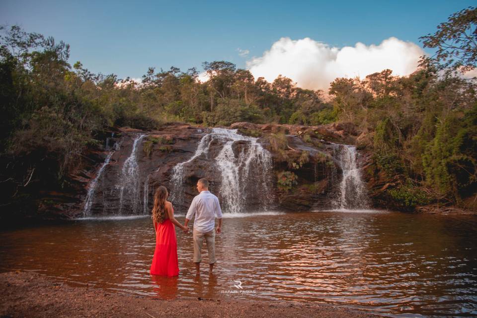 Pré wedding na cachoeira