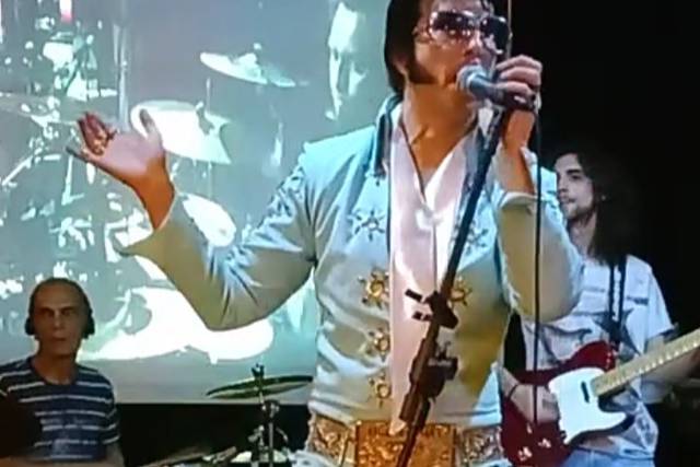 Elvis ao vivo!