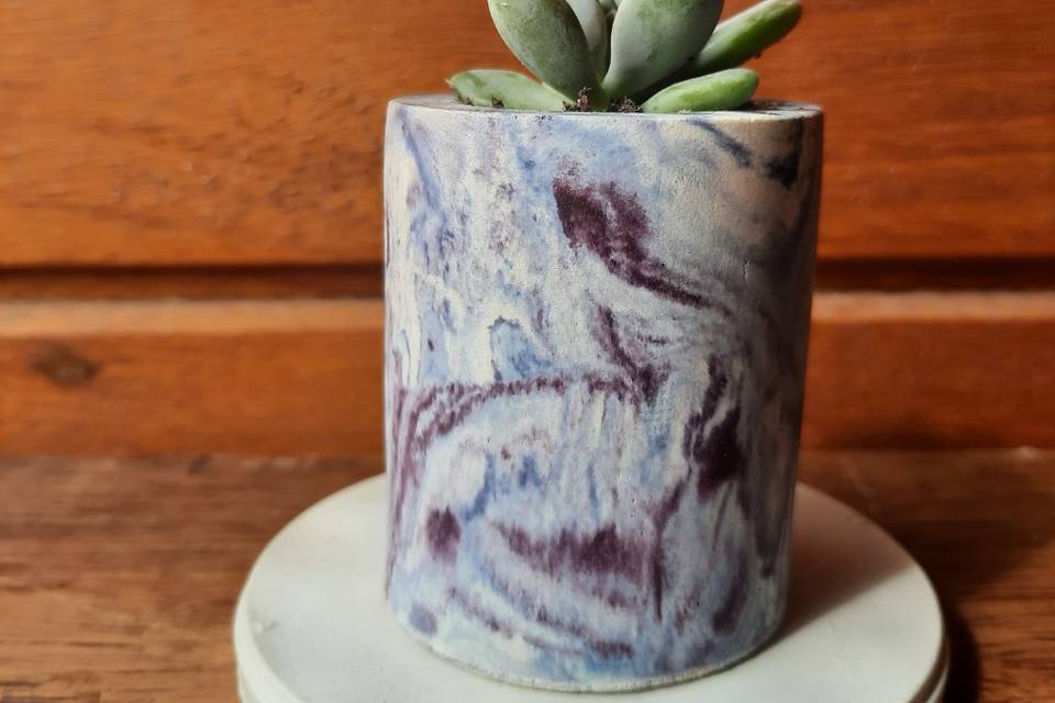 Vaso marmorizado roxo com sucu