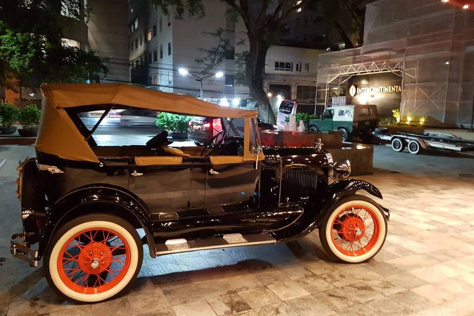 Ford 1929 Villagio Europeu