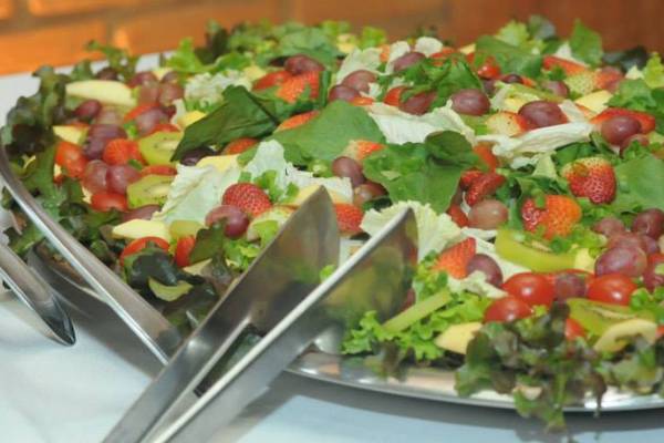 Salada com frutas