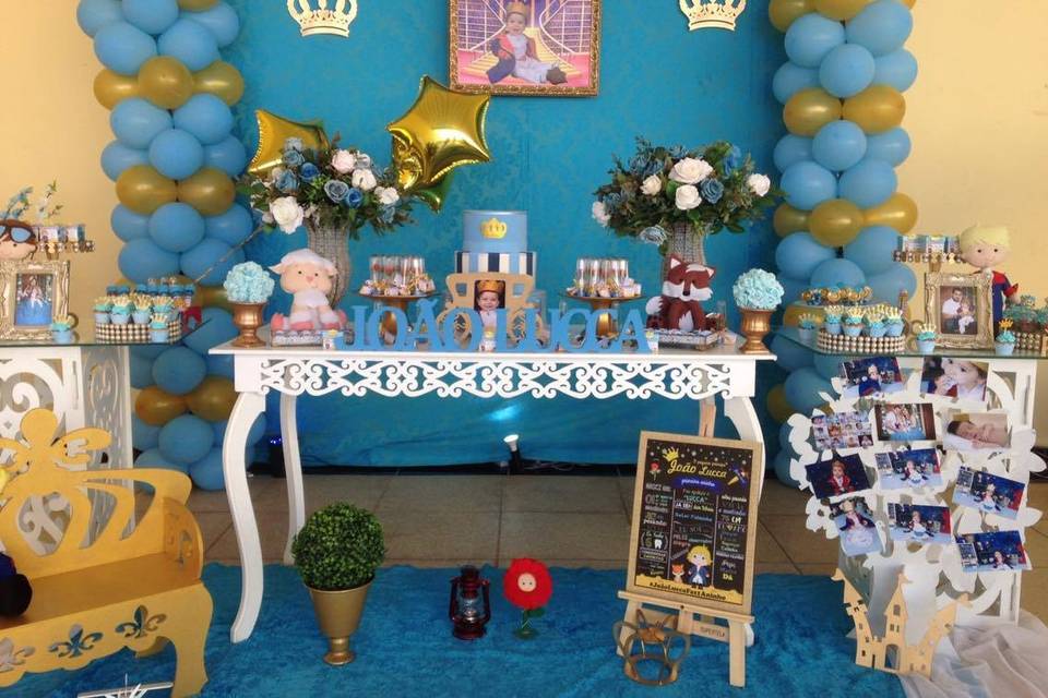 Arara Azul Festas