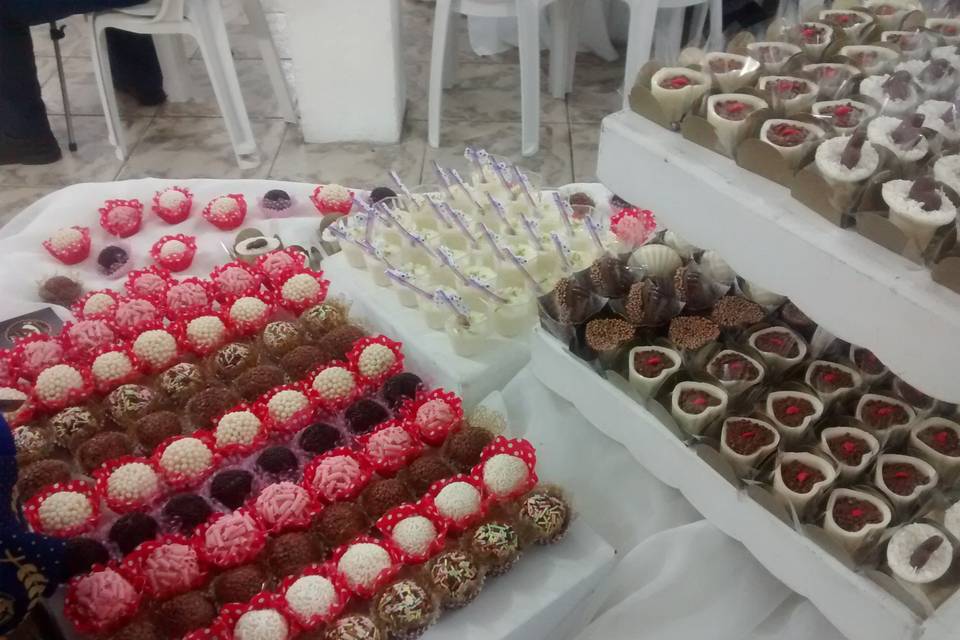 Doce Amigas - Brigadeiros Gourmet