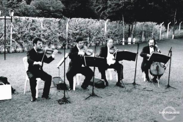O Quarteto Caravelle