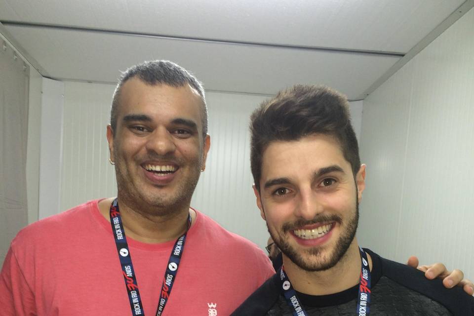 Com Alok