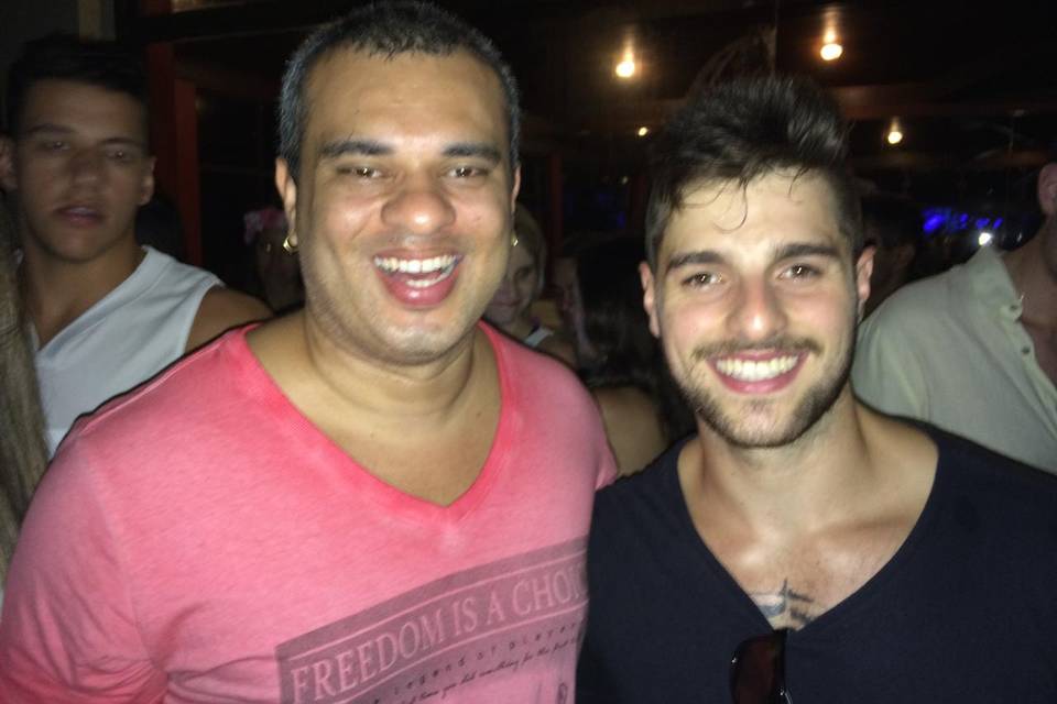 Com o Alok