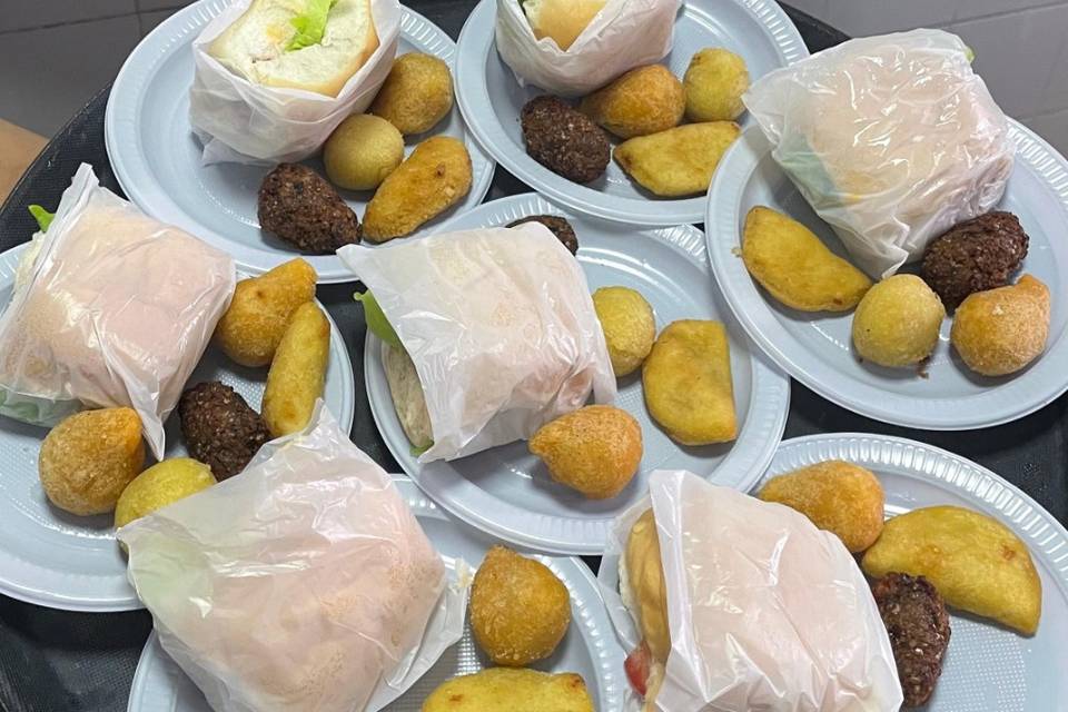 Bolo de corte buffet infantil