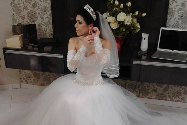 Noiva com vestido de tule