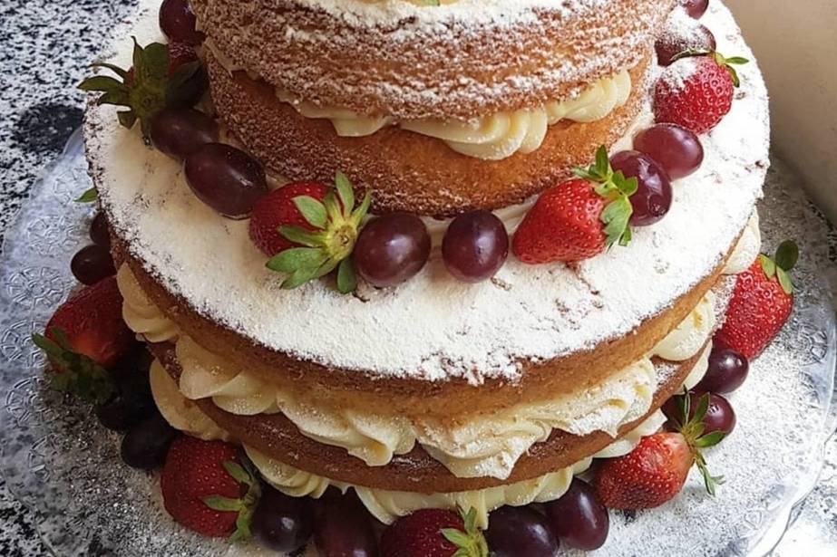 Naked cake noiva