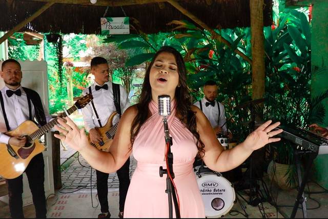 Bruna Santos - Canto com Amor