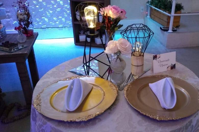 Detalhe mesa dos noivos