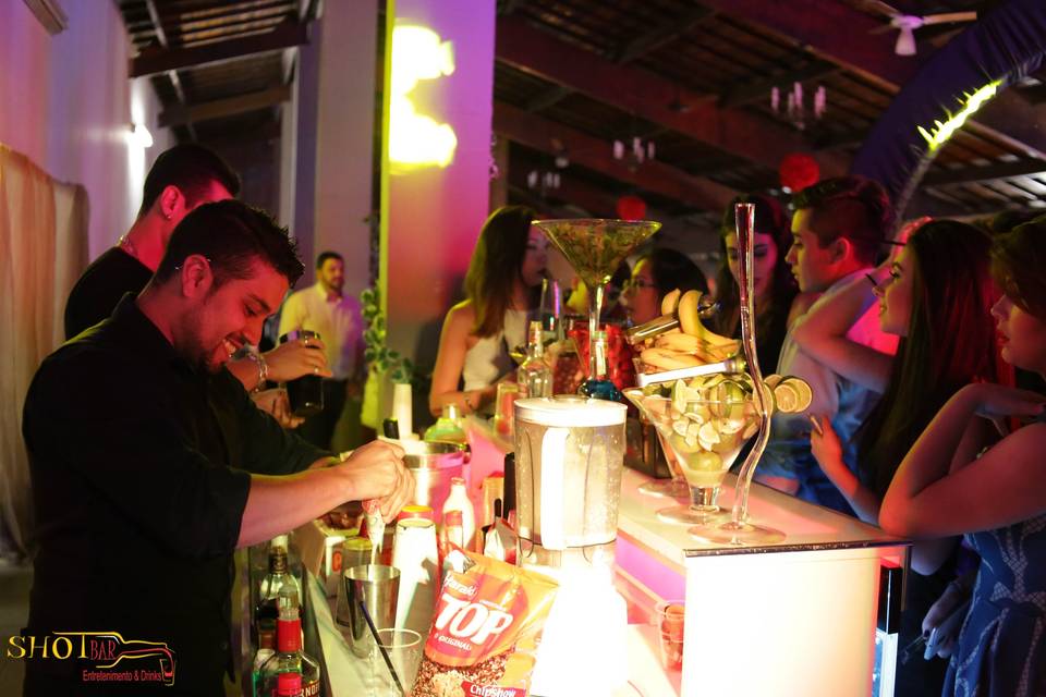 ShotBar Entretenimento e Drinks