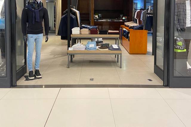 ENTRADA SHOWROOM