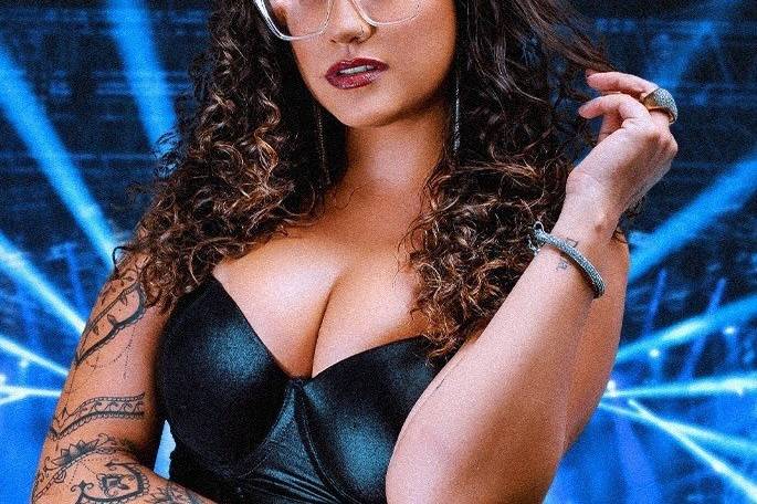 Barbará Lohanne  - Cantora sertaneja