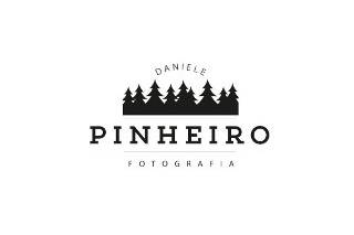 Daniele Pinheiro Fotografia logo