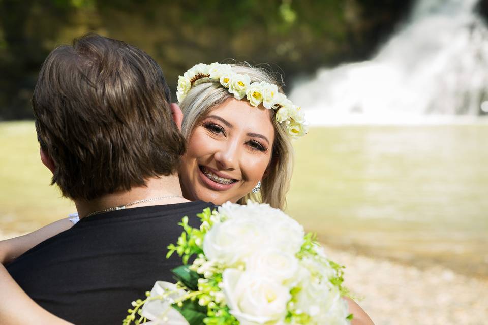 Noiva na cachoeira...