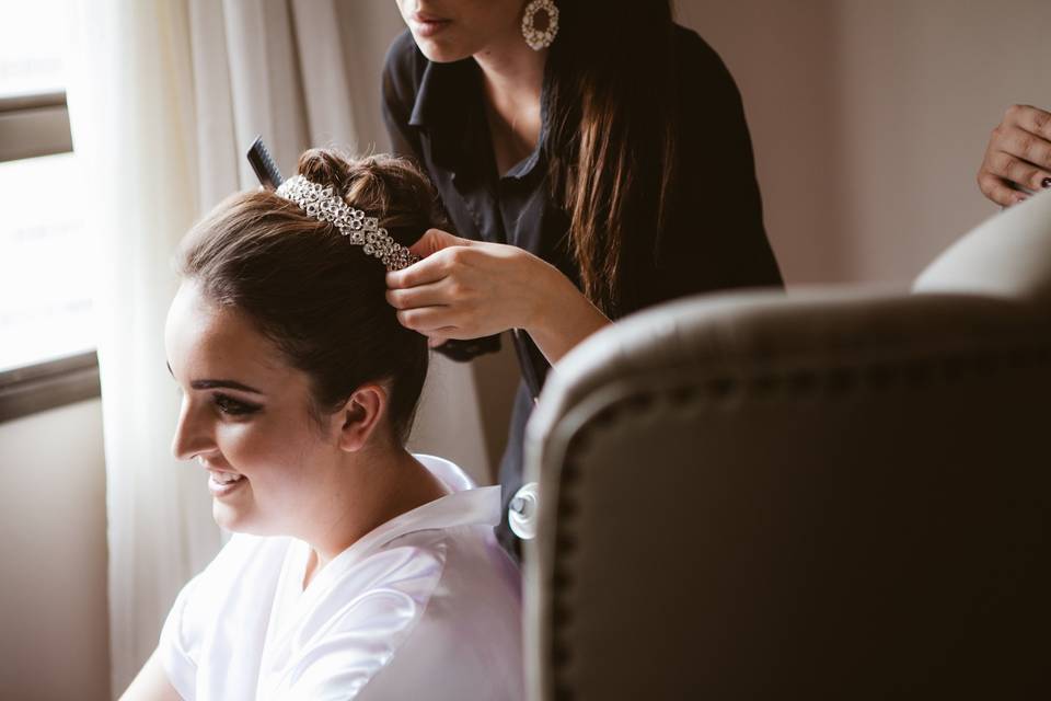 Eloana Aguirre Maquiagem e Penteado