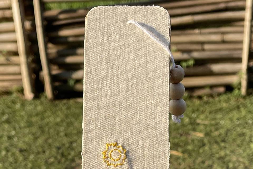 Marca página feito à mão