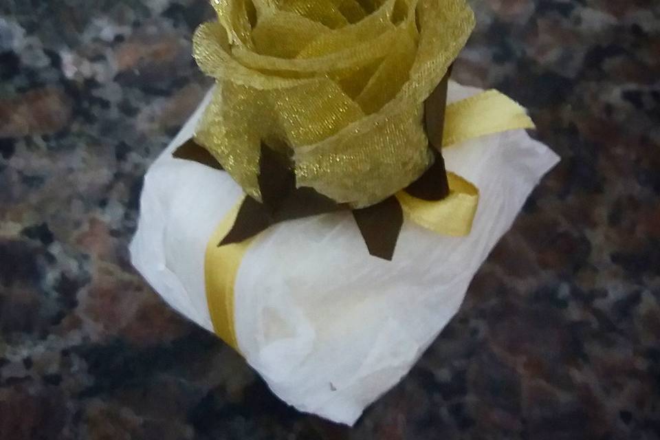 Rosa Aberta em renda