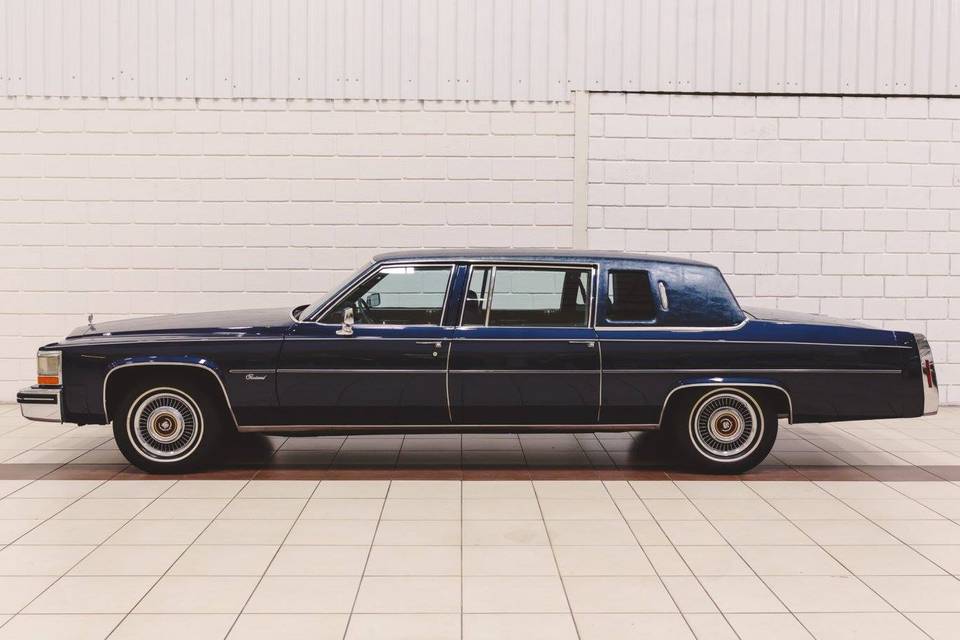 Cadillac lateral