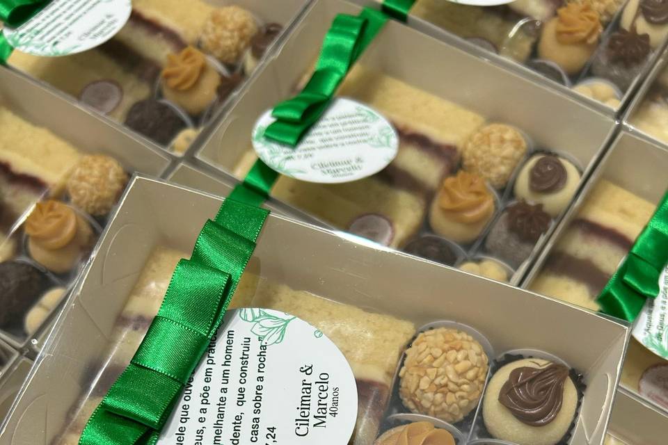 Bolo de casamento personalizado