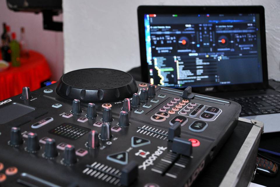 Equipamento DJ Festa