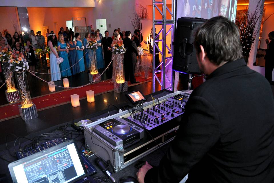 CS Music Eventos DJ