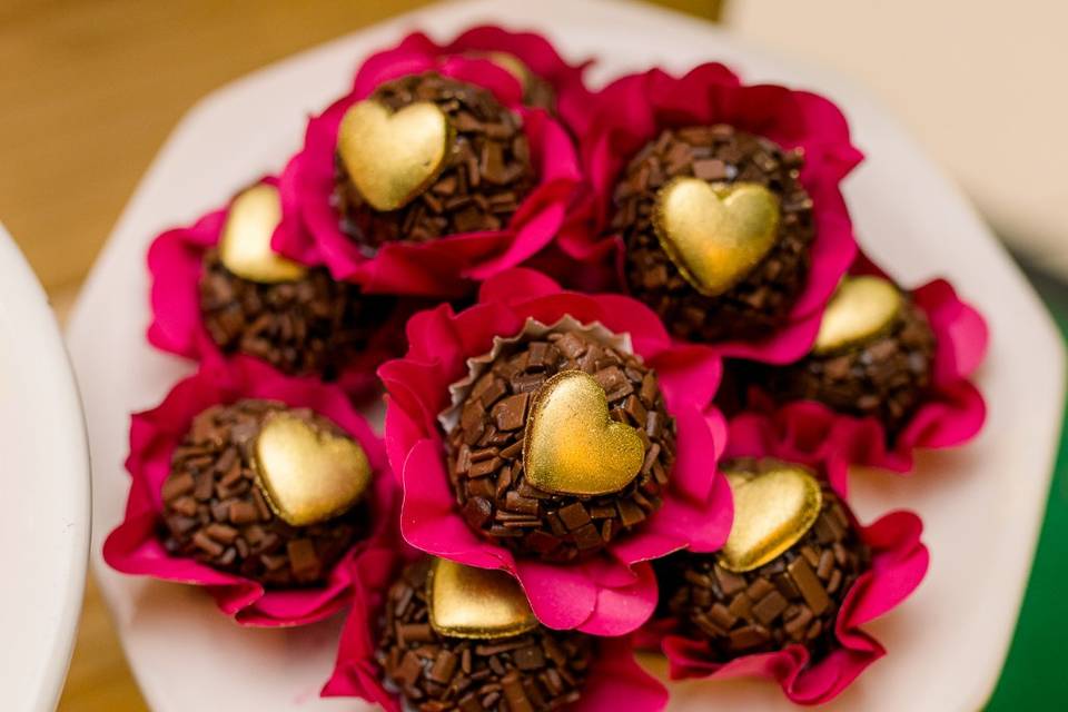 Brigadeiro detalhe coração