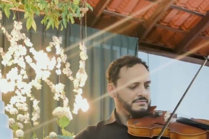 Tomas Viollinista