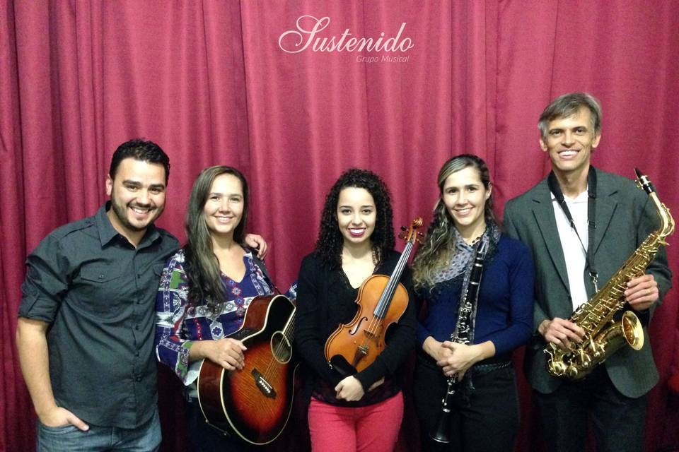 Grupo Padrão + Violino + Sax