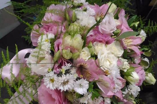 Bouquet tons de rosa e branco