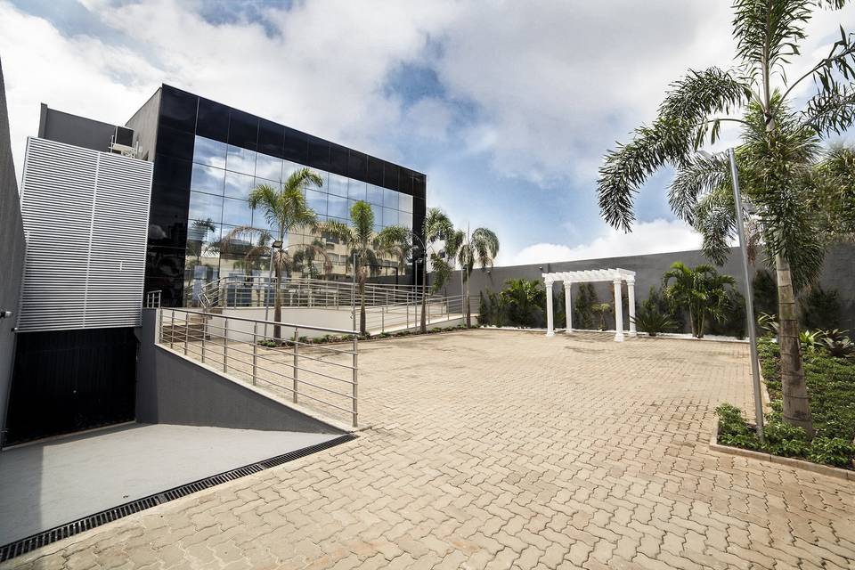 800 m² de construção
