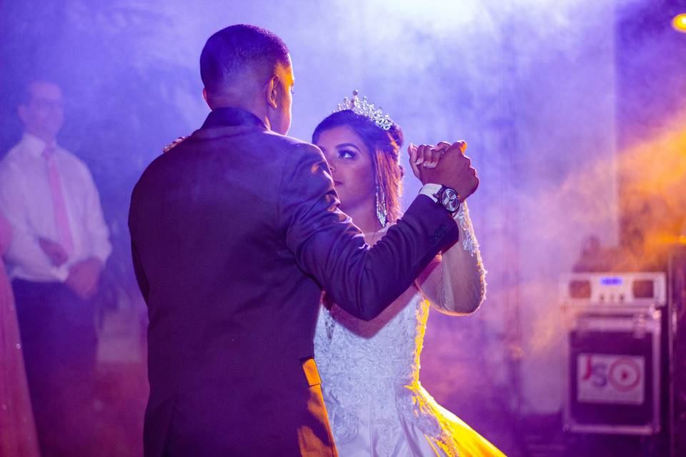 Dança noivos