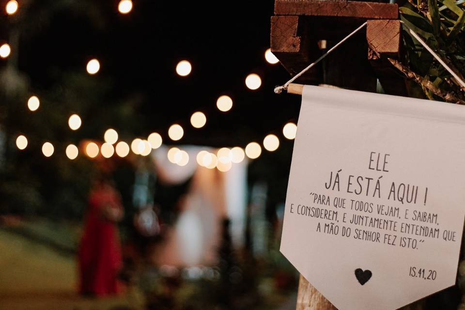 Luzes no jardim