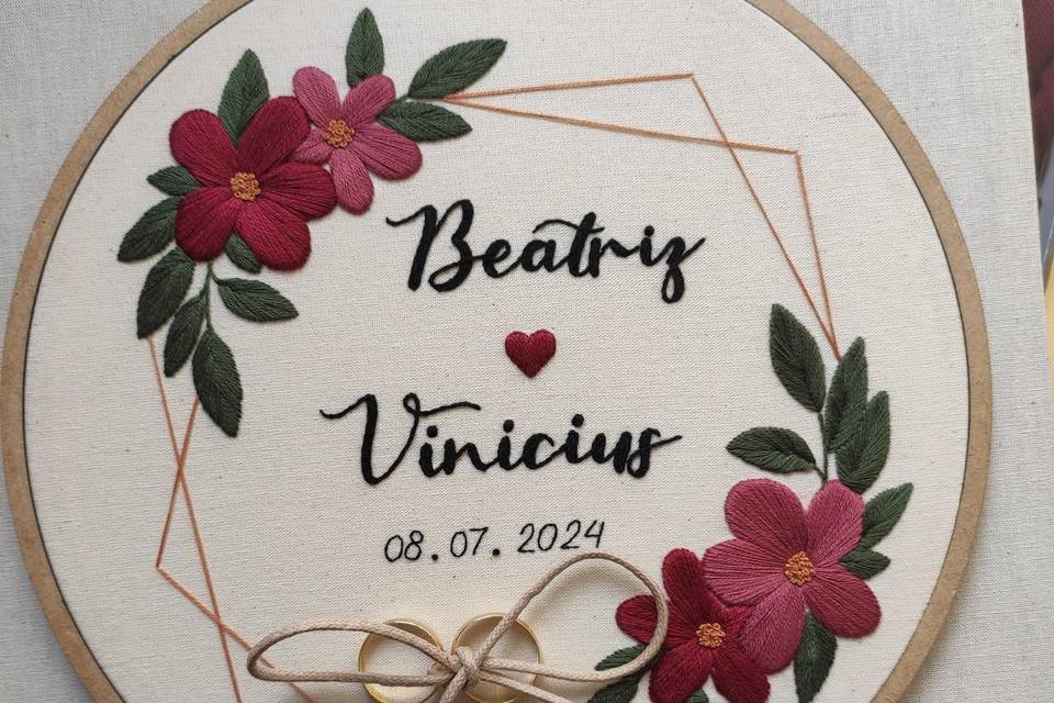 Porta Alianças com floral