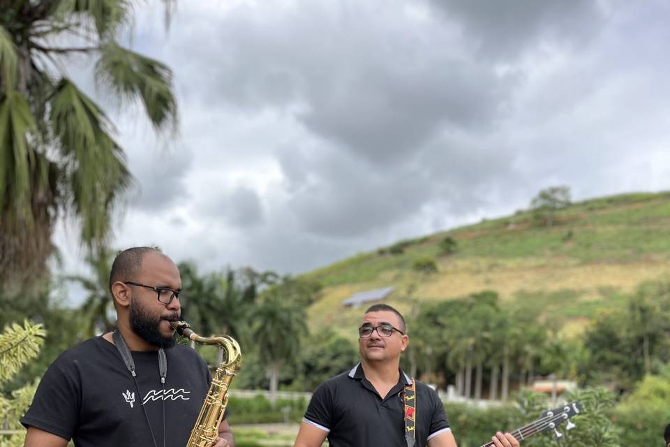 Foto apenas da equipe instrumental