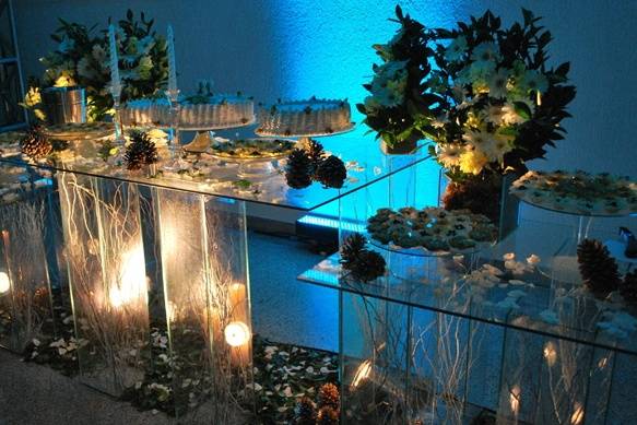Mesa para bolo e doces