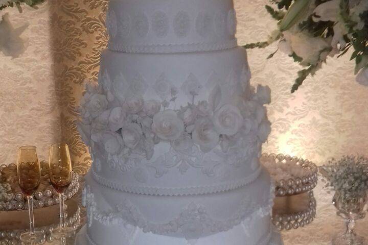 Lindo bolo de casamento