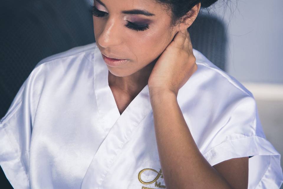 Maristela Mendonça Make-Up Artist