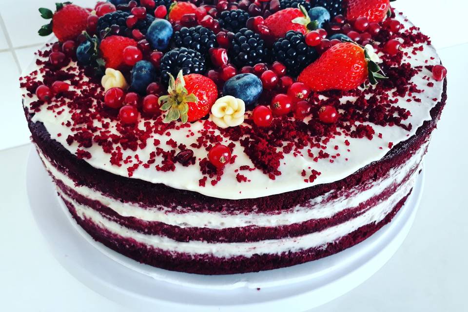 Red velvet naked cake