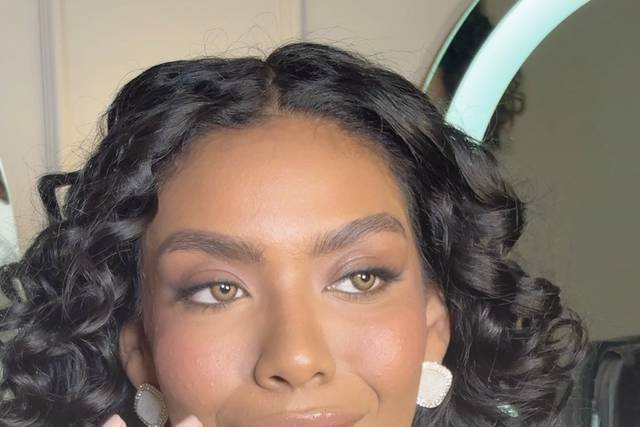 Fabiana Degrande Cabelo e Make-up